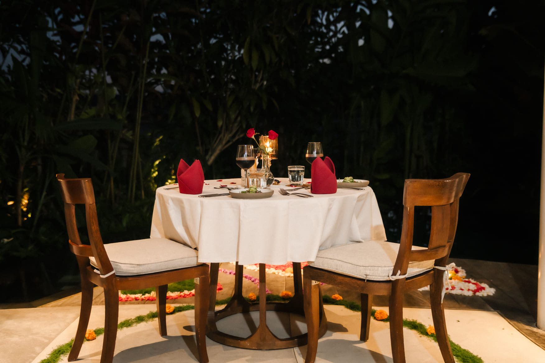 Candle Light Dinner Mango Cafe 1